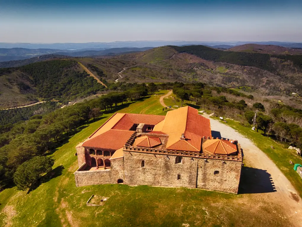 Tentudía, la batalla que detuvo el mundo: Historia y visita al monasterio