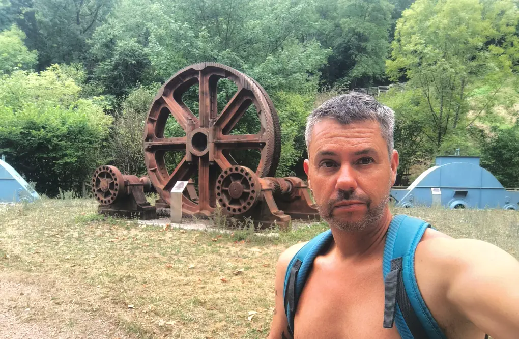 ingenios y maquinaria. Un museo al aire libre en la Vía Verde del Valle del Turón